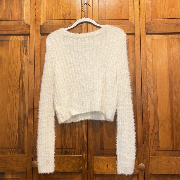 Fuzzy Cropped Cardigan - Picture 2 of 3